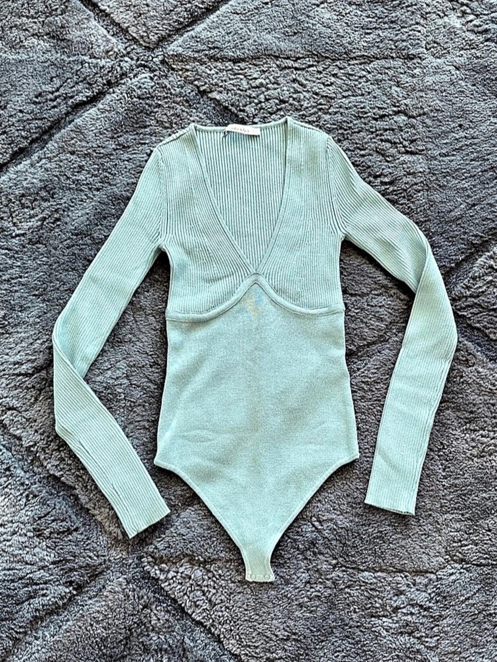 Abercrombie & Fitch Contour V-Neck Longsleeve Bodysuit Teal Green. Like new